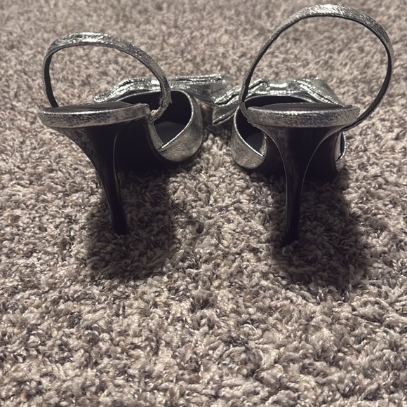 Zara slingback metallic silver bow heels - Picture 3 of 4
